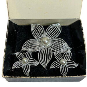 Sarah Coventry Vintage 1960's Moon Flower Brooch and Earrings Set NIB